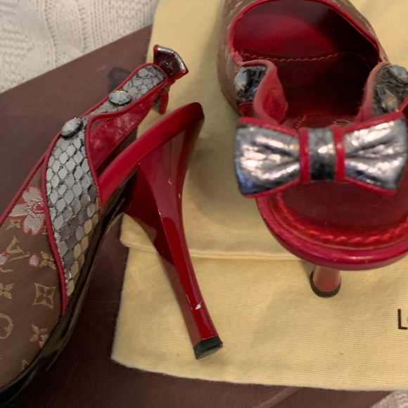 Louis Vuitton monogram cherry heels - Picture 5 of 8